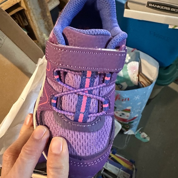 Kids Merrell Trail Quest Jr rugged sneaker brand new in box - Picture 5 of 7